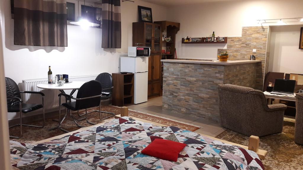 Apartman Yvet Sucany Exterior photo