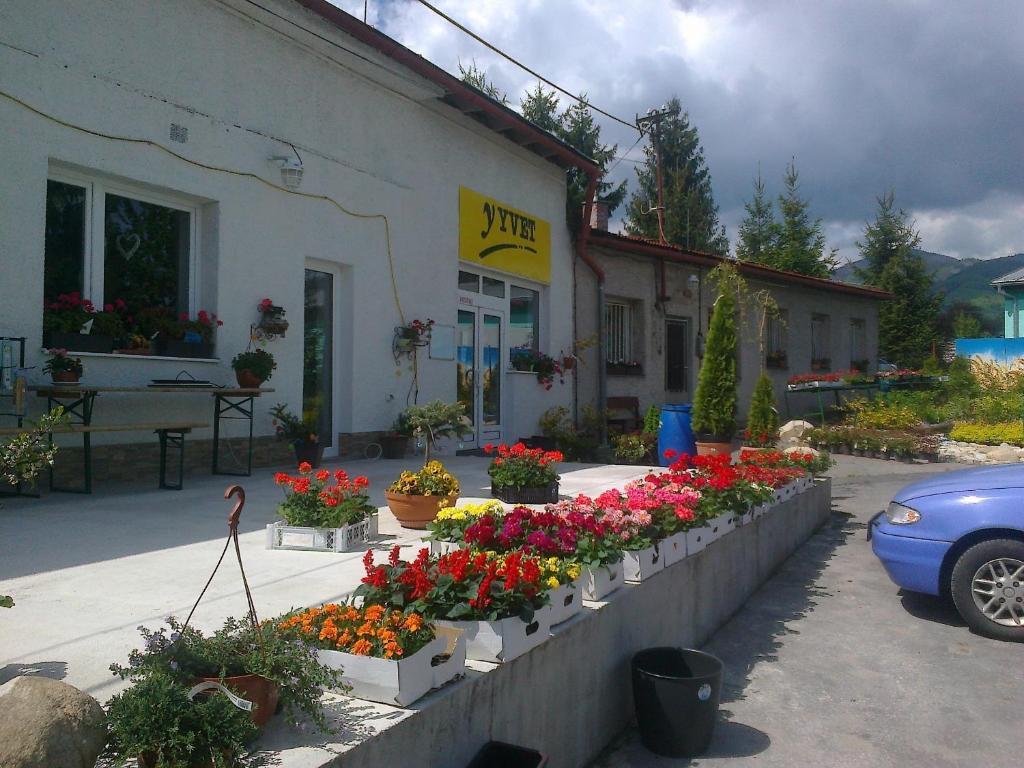 Apartman Yvet Sucany Exterior photo