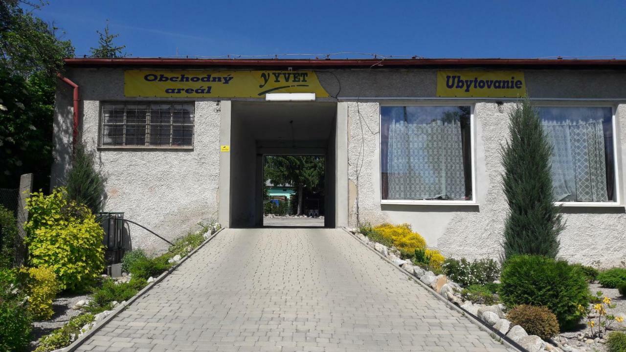 Apartman Yvet Sucany Exterior photo