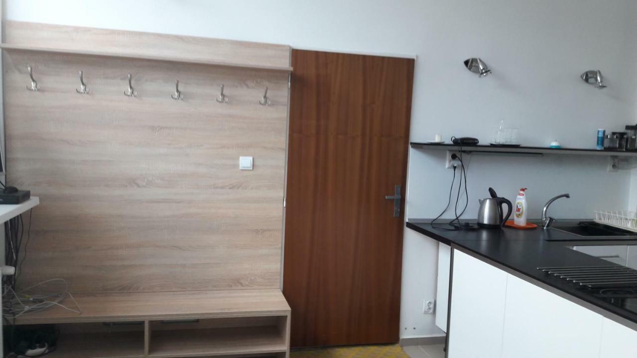 Apartman Yvet Sucany Exterior photo