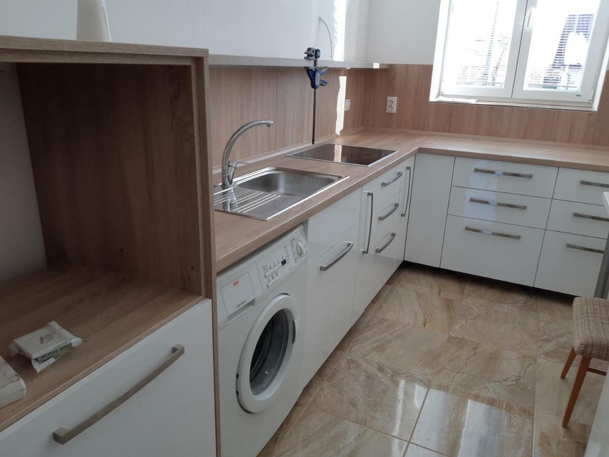Apartman Yvet Sucany Exterior photo